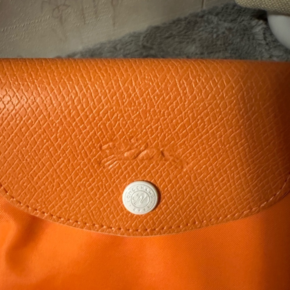 Longchamp Pliage Orange tote - NEW IN PASTIC - Picture 3 of 4
